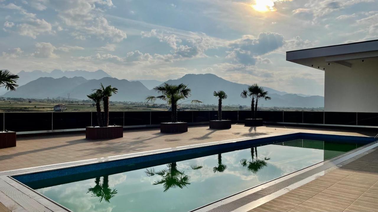 Resort Deluxe And *