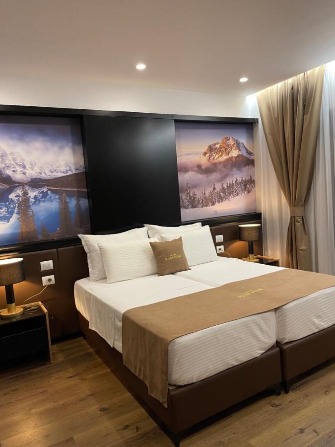 Resort Deluxe And Koplik