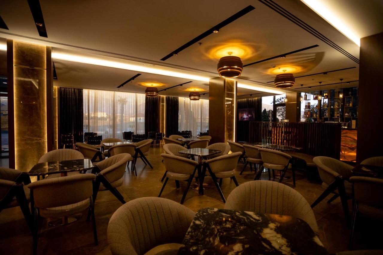Deluxe And Resort Koplik